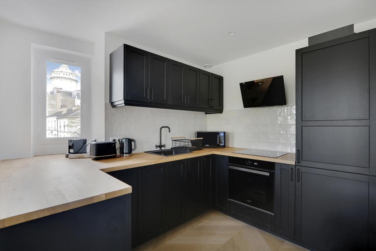 Pick A Flat'S Apartment On Place Du Tertre Paris Luaran gambar